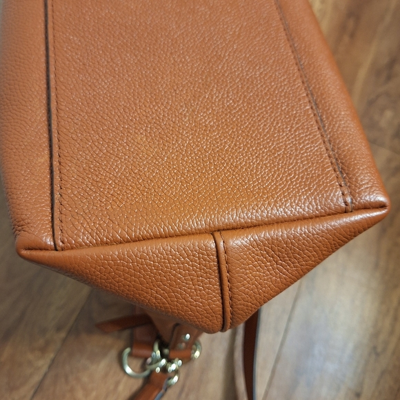 Kate Spade Larchmont Avenue Alena Shoulder Bag - Picture 4 of 5